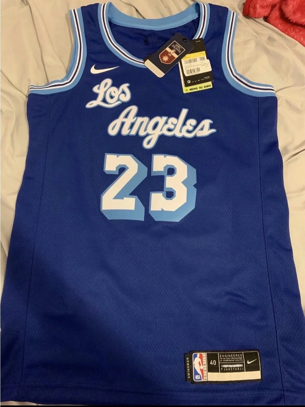 10 Los Angeles Lakers LeBron James Nike Swingman Jersey Bundle Size SMALL (40)
